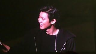 Download lagu (171126) Chanyeol Laughs when exol sings - The ElyXion in Seoul Day 3 mp3