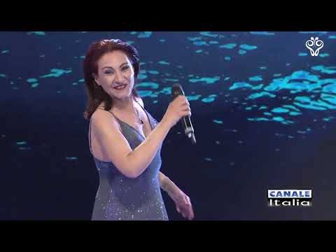 Orchestra Paolo Bagnasco - MA CHE EMOZIONE (cumbia) Canale Italia SPECIALE FARFALLINA in TV