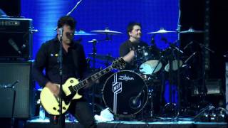 Manic Street Preachers - 17 - Motown Junk (Roundhouse, 03.07.11)