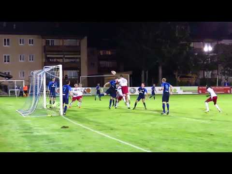 Bernhard Rösslhuber vom SV Seekirchen trifft zum 2:1.