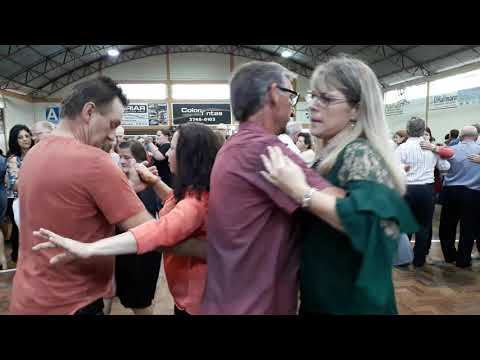 Baile da terceira idade com "Revelação Musical de Lajeado RS". Tel contato (51) 981566944
