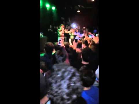 Nikone improvisando sala 12ymedio Murcia 2016