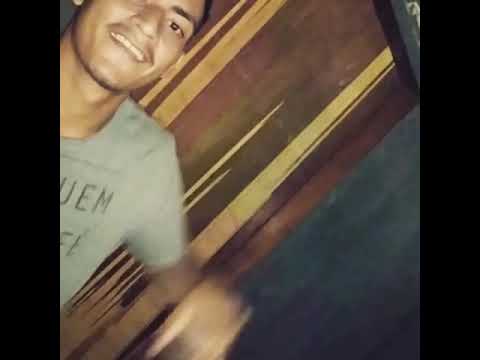 Entrada baile funk barracão Sinop MT ( MC gauchinho má)