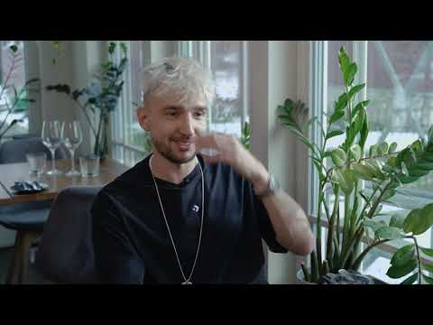 KUULSUSEGA KOHTINGUL ⟩ A. Savitski räägib avameelselt fetišist, seksuoloogist ja Botoxi süstimisest