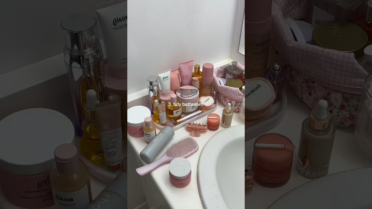 clean with me 🌼🧺 #morningroutine #cleaningmotivation #aesthetic #thatgirl #organization #reset