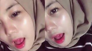 Download lagu Hijab Cantik Colmek Mendesah Nonton Wik Wik JAV di Kamar Hotel mp3