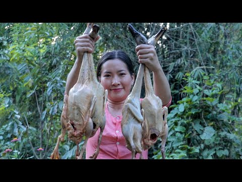 Amazing Cooking Duck Soup with Dried Banana Blossom Recipes - Cooking Technique