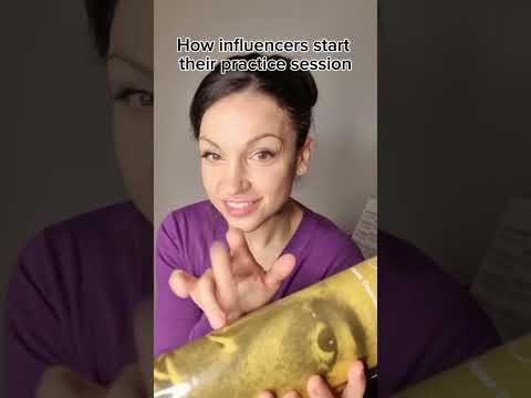 how do you start your day? 💜#music #influencer #unpacking #piano #steinway