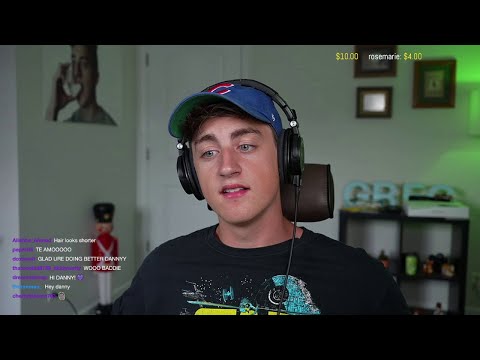 Danny Gonzalez Twitch stream 2021.07.07 - minecraft with friends