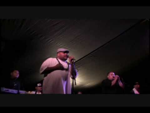 Fiji - Smoking Session live at Kona Bowl