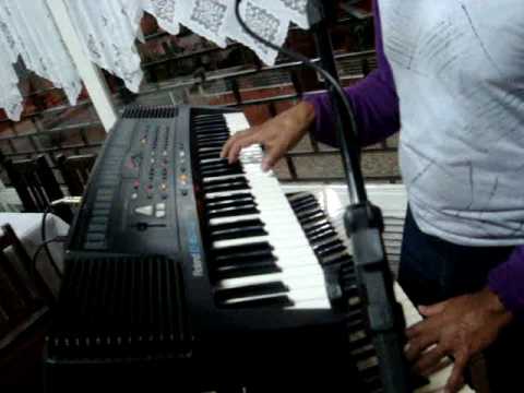 MANEL DJAVAN CANTANDO  À MUSICA SAMURAI