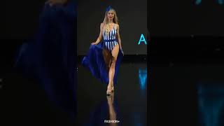 SWIMWEAR FASHION RUNWAY SHOW