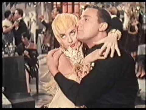Alberto Sordi in Amori di mezzo secolo (1954)