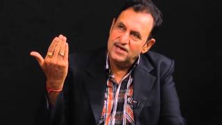 Best Gujarati Actor ( Villain ) Firoz Irani Interview by Devang Bhatt video