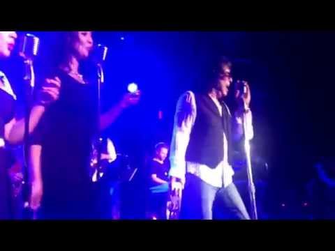 I love yes i do willie hightower cover by paul stanley soul station band 9-11-15 at the roxy in LA