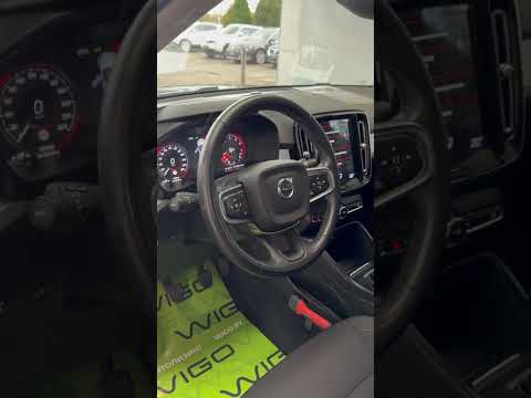 фото volvo xc40 i 0