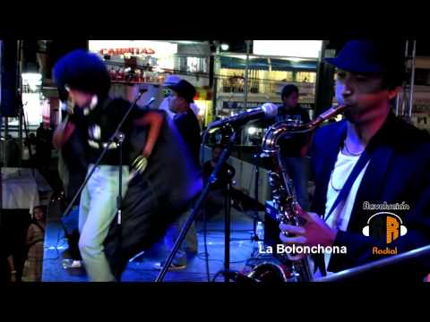La Bolonchona  JOHNNY EL BOMBARDERO