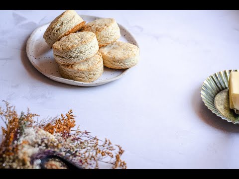 The Best Gluten-Free Biscuits (Egg-Free, Vegan Option) - Easy recipe!