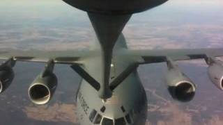 preview picture of video 'Boom Operators Point of View - refueling a C-17'