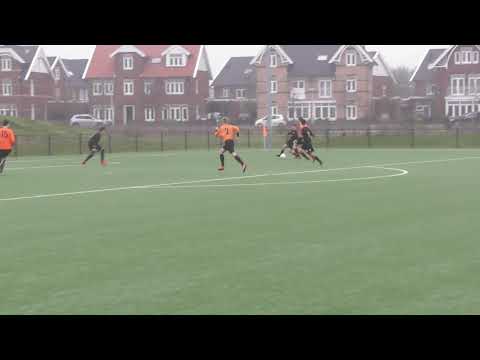 13 jan 2018 VV De Meern JO 17-2 - VV De Meern 17-3 friendly 4-2 Goal Maurits, assist Bjorn (2-0)