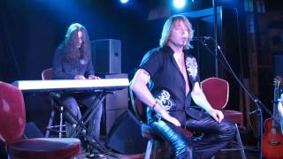 ROYAL HUNT   Far Away