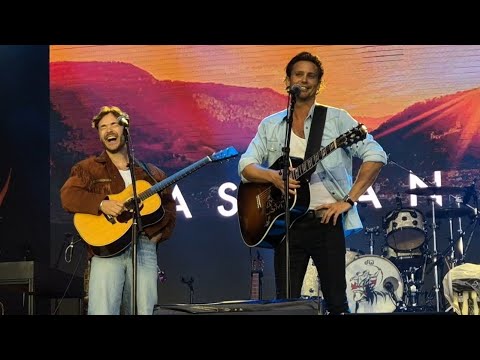 Julian Pförtner, Bastian Baker: Never Hits You Twice |Live in Kestenholz [St.Peter at Sunset],6.7.25