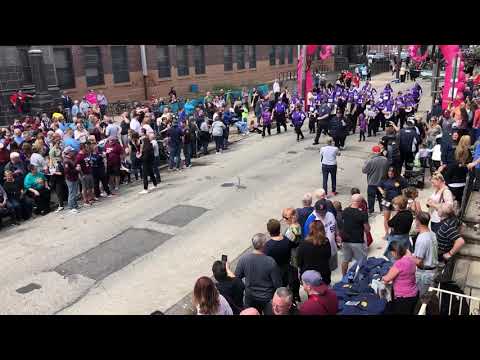 Under a blanket of blue. Quaker City String Band serenade 2019