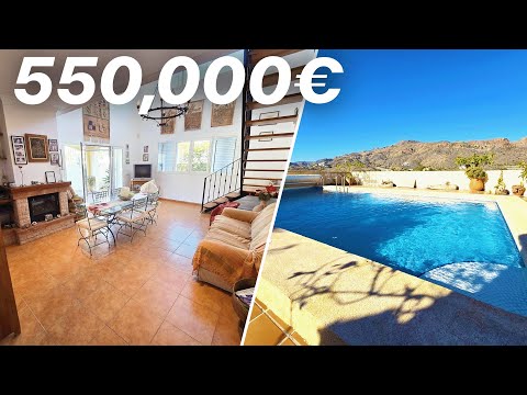 Stunning Mojácar Playa Villa in Almería Spain! Pool, Jacuzzi & Sea Views | B2403