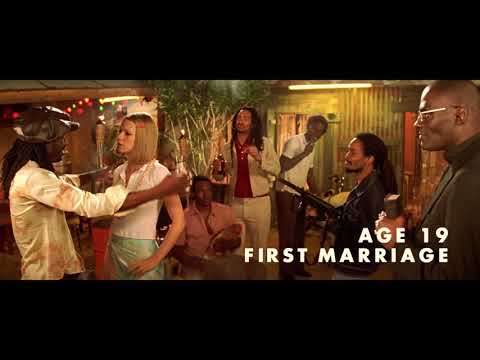 The Royal Tenenbaums - Margot Smokes