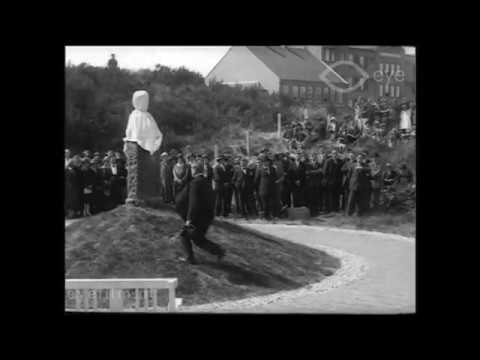 Onthulling borstbeeld mevr van Reenen-Volter