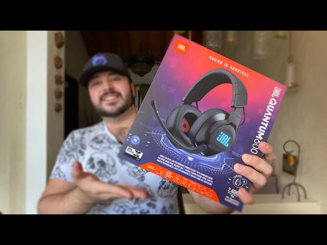 Vídeo relacionado con JBL Quantum 100X Auriculares para gaming con diadema, con micrófono de brazo desmontable, apropiados para Playstation y compatibles con otras consolas, en negro y verde