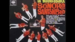 Sonora Santanera canta Silvestre Mercado - Por las Calles de Mexico