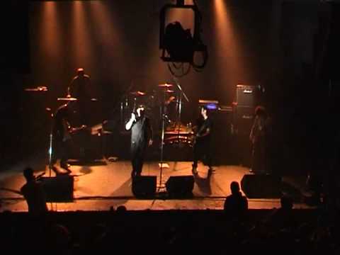 Mal Momento - El Amor No Es Para Mi (Its Alive!)