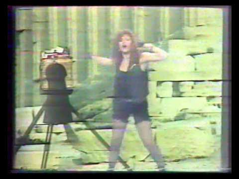 SOFIA ARVANITI - KE PIO KALA - VIDEO CLIP