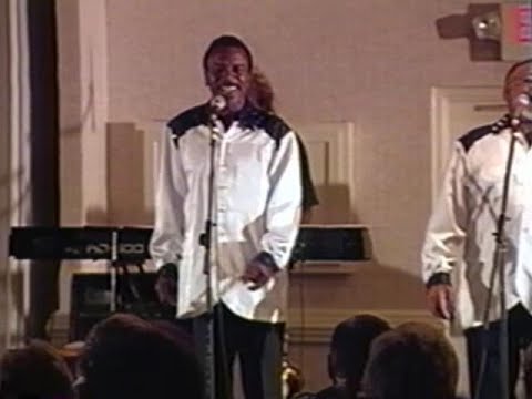 The Elgins "Casey Cop" Live - 2001