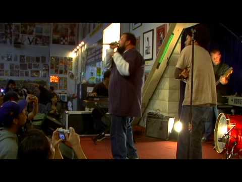 Look Daggers - Retirement Or Death (Live at Amoeba)