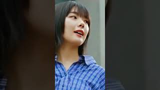 一瞬の光が重なって