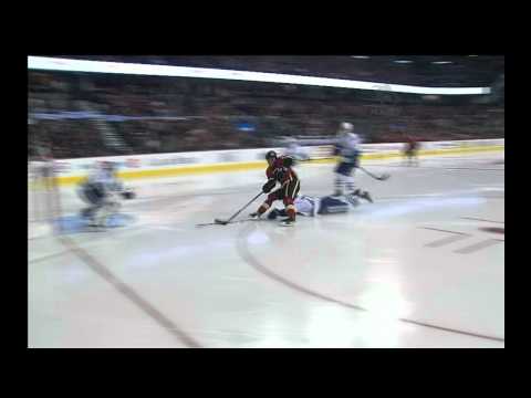 Sept/21/10 - Canucks @ Calgary - Kotalik Scores