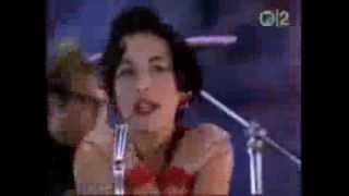 Jane Wiedlin - World on Fire