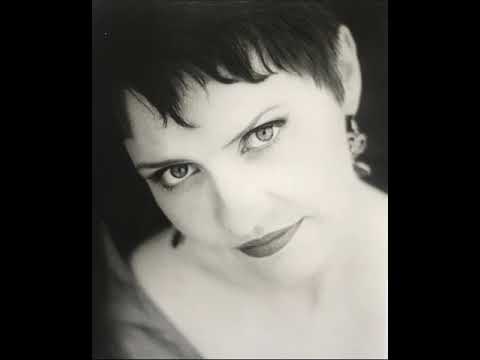 Emma Lysons - "Chacun le sait, chacun le dit" LA FILLE DU RÉGIMENT (Donizetti) 1997