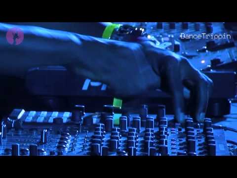 Mark Mendes - Gypsy Woman [played by Kenny Larkin]