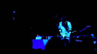 Yo La Tengo -- "(Straight Down To The) Bitter End" -- live in Oakland 2011