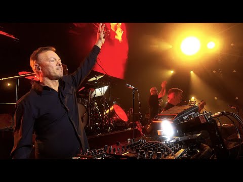 Pete Tong - Ibiza Classics - Lola’s Theme Live From The O2 Winter 2025