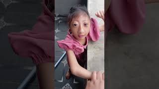 Download lagu NABILA LAGI BELAJAR JALAN... #nabilasabila      #sikembarnabilasabila mp3