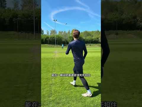 守门员手套那么粘，会甩不出球吗？ #守门员 #守门员手套 #足球