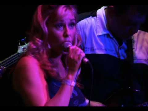 Jenny & The Doppler 9000's "Want You 2 Want Me"