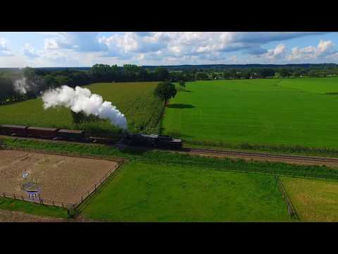 Stoomtrein tussen Loenen en Eerbeek in Gelderland