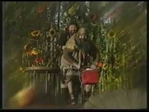 KAPOTA kabaret, cud natury Kapota