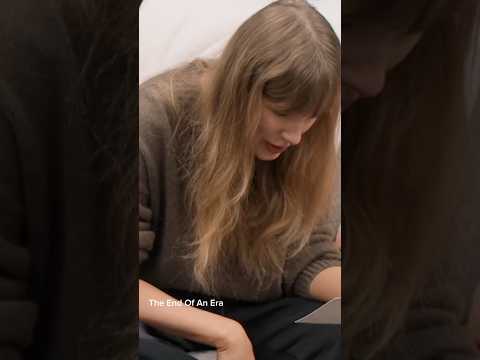 Taylor Swift reading a love letter from Travis is so adorable! #endofanera Disney! thumnail