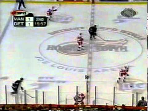 2002.WCQF.VANvDETGM01 (Part 1 of 5)
